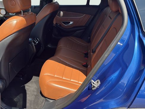 Used 2023 Mercedes-Benz GLC 300 4MATIC Coupe image 20