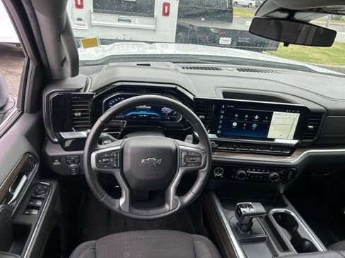 Used 2024 Chevrolet Silverado 1500 RST w/ Protection Package AWD/4WD image 27