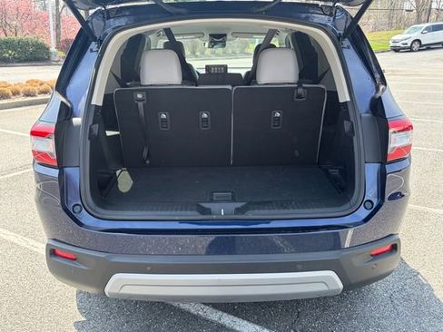 Used 2025 Honda Pilot EX-L image 7