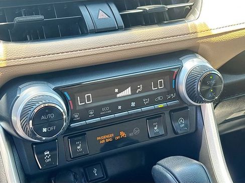 Used 2022 Toyota RAV4 XLE w/ Convenience Package AWD/4WD image 15