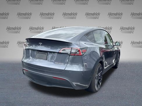 Used 2023 Tesla Model Y Performance AWD/4WD image 9