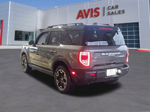 Used 2025 Ford Bronco Sport Outer Banks image 3