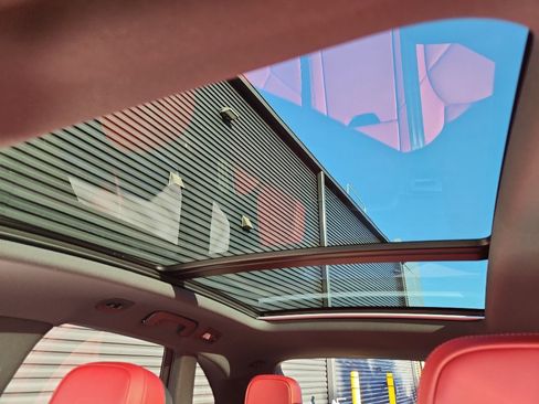 New 2026 Porsche Macan S image 41