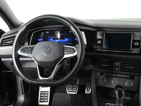 Certified 2023 Volkswagen Jetta Sport FWD image 3