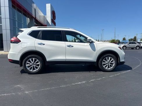 Used 2018 Nissan Rogue SV AWD/4WD image 8