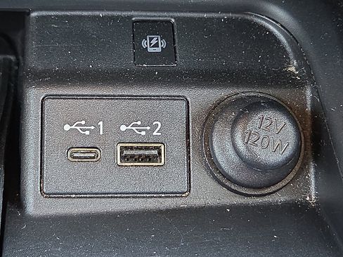 Used 2024 INFINITI QX50 Luxe image 17