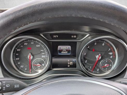 Used 2019 Mercedes-Benz GLA 250 image 11