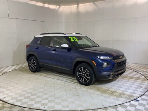 Used 2023 Chevrolet TrailBlazer ACTIV w/ Convenience Package image 2