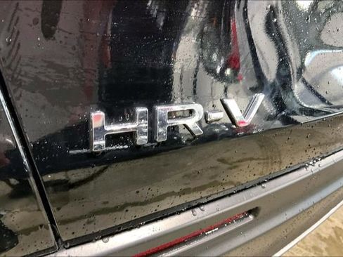 Used 2024 Honda HR-V Sport image 8