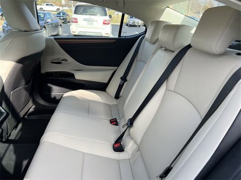 Used 2025 Lexus ES 350 w/ Premium Package image 21