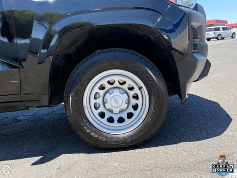Used 2023 Chevrolet Colorado W/T RWD image 8