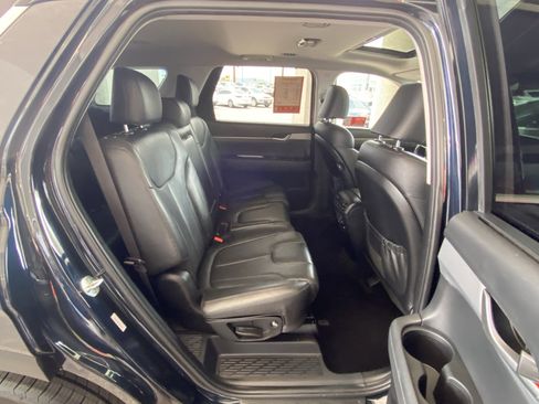 Used 2022 Hyundai Palisade SEL w/ 8P Bench Seat Package AWD/4WD image 43