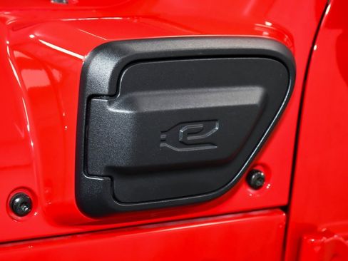 Used 2023 Jeep Wrangler Unlimited w/ 8.4" Radio Group image 81