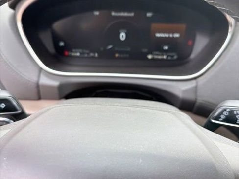 Used 2019 Lincoln Nautilus Reserve image 12