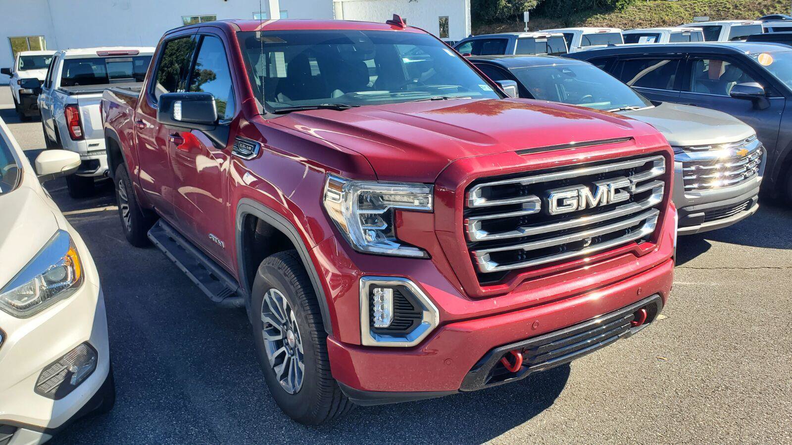 Used 2019 GMC Sierra 1500 AT4 w/ AT4 Premium Package AWD/4WD image 2