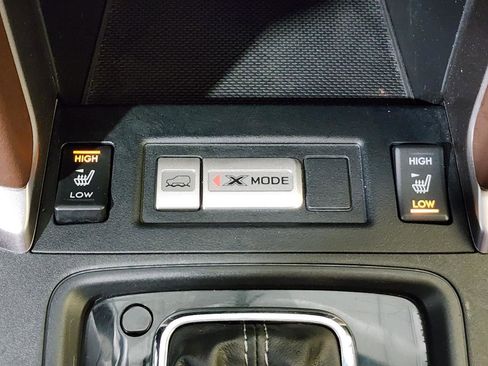 Used 2017 Subaru Forester 2.5i Touring AWD/4WD image 28