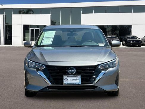 Used 2024 Nissan Sentra SV FWD image 8
