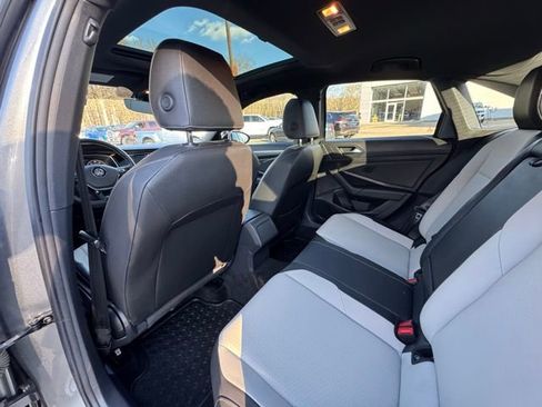 Used 2020 Volkswagen Jetta R-Line image 10