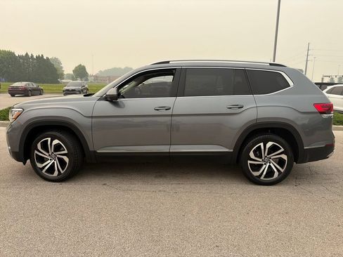 Used 2021 Volkswagen Atlas SEL Premium AWD/4WD image 4