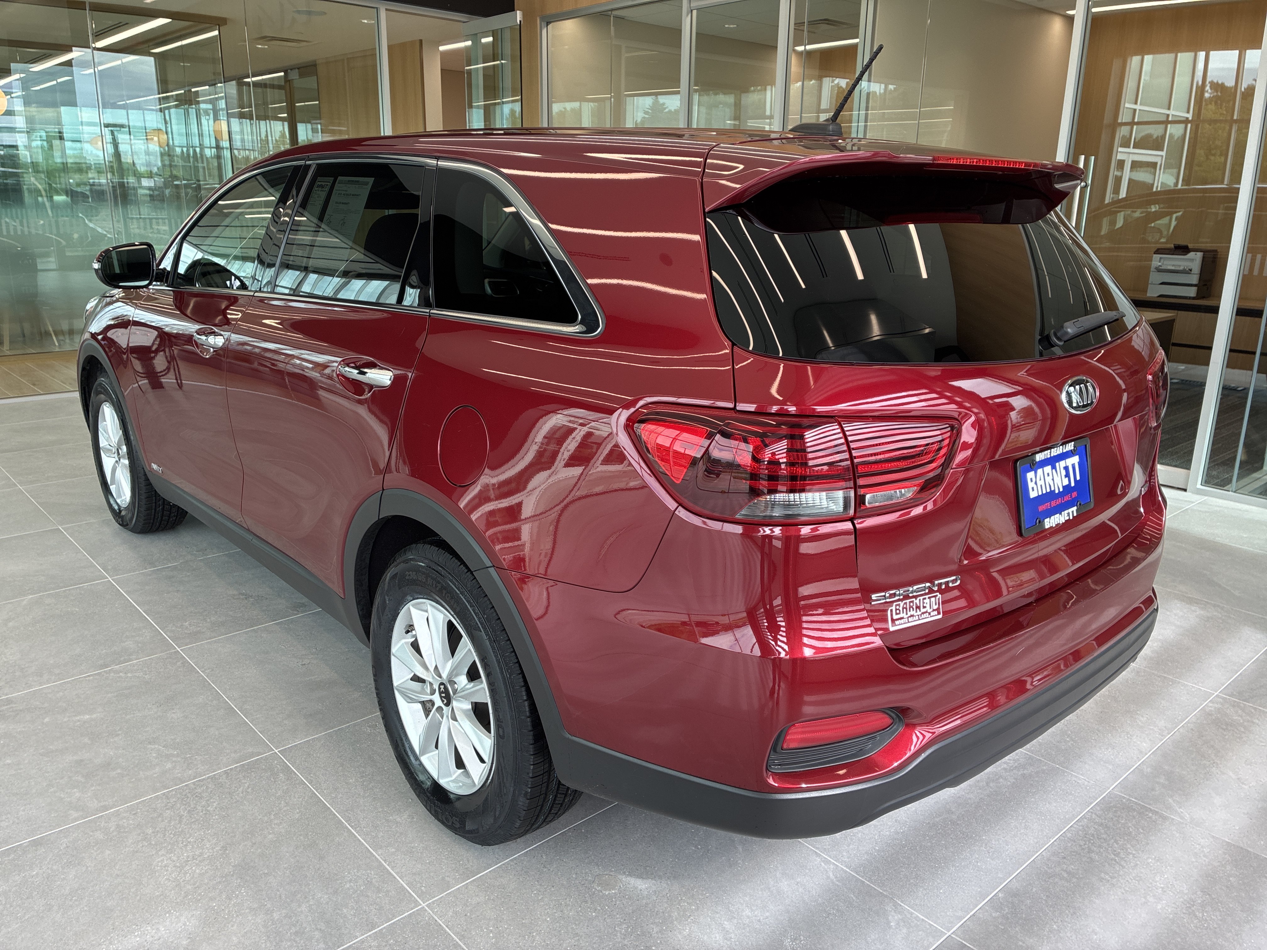 Used 2019 Kia Sorento AWD image 4