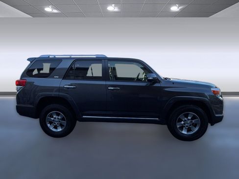 Used 2013 Toyota 4Runner SR5 RWD image 8