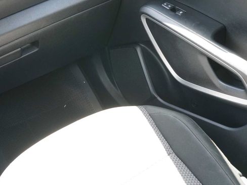 Certified 2024 Kia Soul LX w/ Option Group 015 FWD image 25
