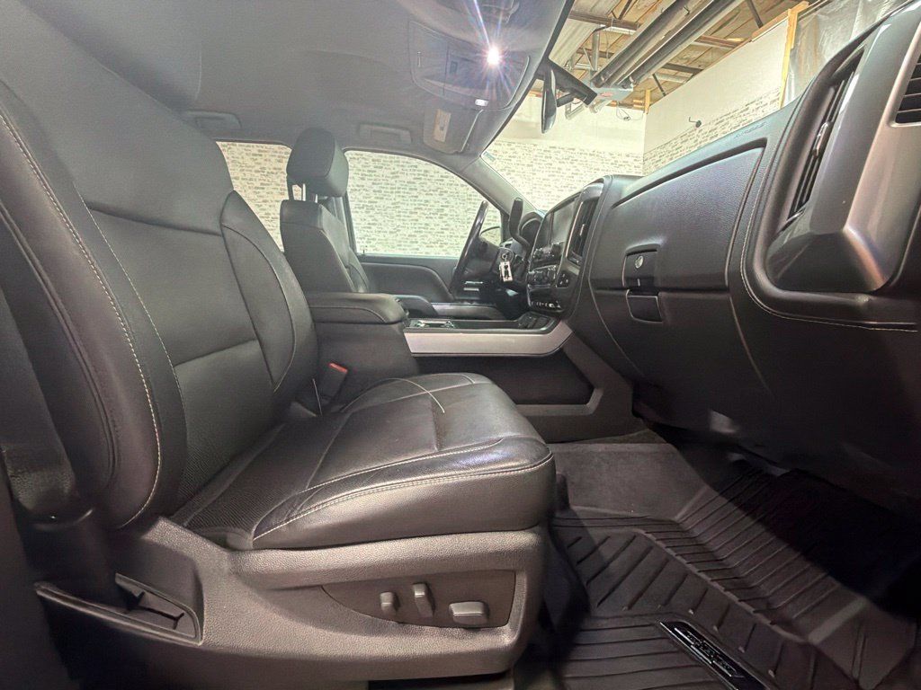 Used 2018 Chevrolet Silverado 1500 LTZ Z71 w/ Centennial Edition AWD/4WD image 11