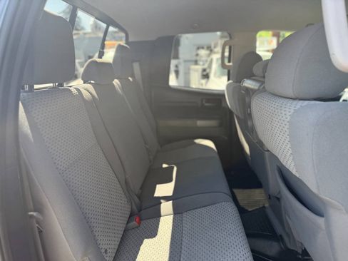 Used 2011 Toyota Tundra 4x4 Double Cab Long Bed w/ Cold Weather Pkg image 19