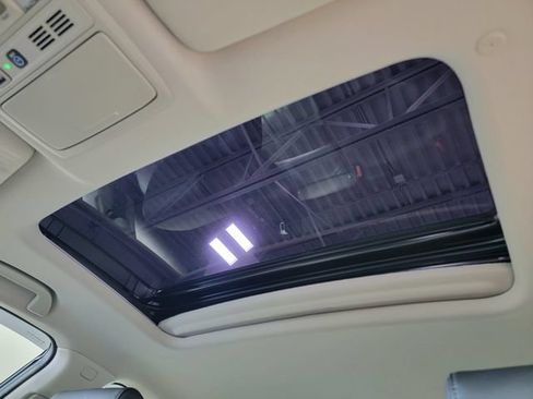 Used 2021 Honda Accord Touring image 30