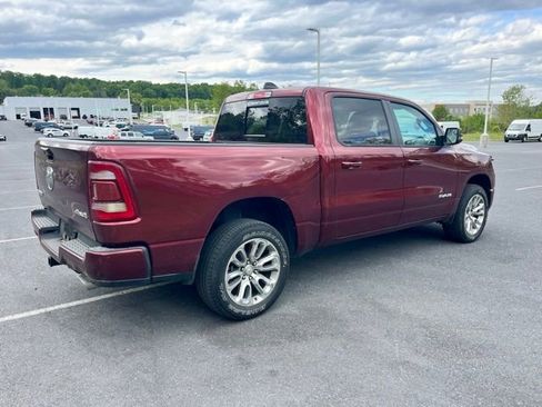 Used 2024 RAM 1500 Laramie AWD/4WD image 9