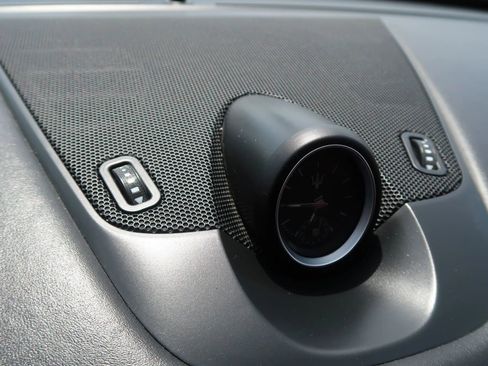 Used 2022 Maserati Levante Modena AWD/4WD image 42