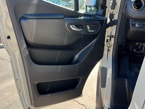 New 2026 Mercedes-Benz Sprinter 2500 image 14