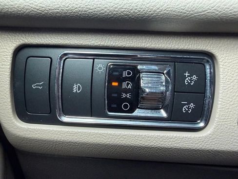 Used 2022 Lincoln Navigator 2WD image 18