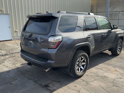 Used 2022 Toyota 4Runner TRD Off-Road Premium image 8