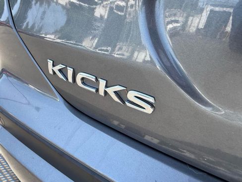 Used 2023 Nissan Kicks S FWD image 6