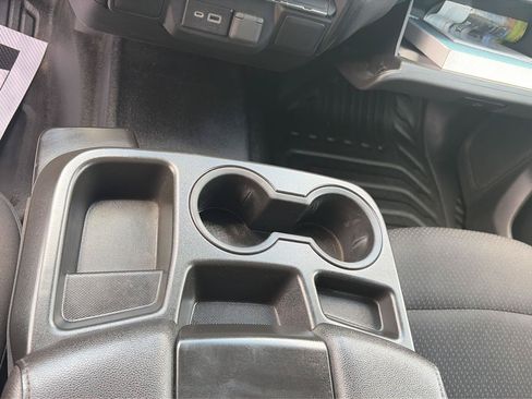 Used 2022 Chevrolet Silverado 1500 W/T RWD image 18
