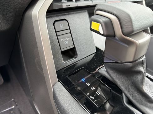 New 2026 Toyota Tundra Limited AWD/4WD image 23