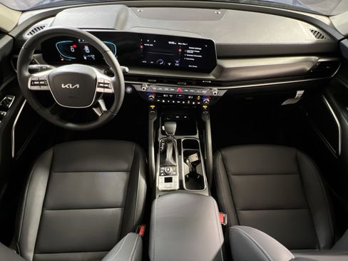 New 2025 Kia Telluride S image 21