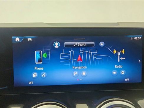 Used 2025 Mercedes-Benz GLA 250 4MATIC image 52