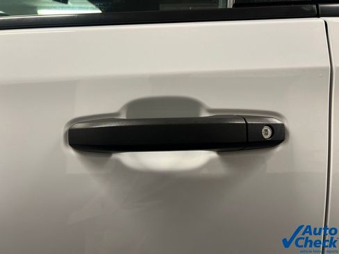 Used 2021 Chevrolet Silverado 1500 Custom Trail Boss w/ LPO, Dark Essentials Package image 28