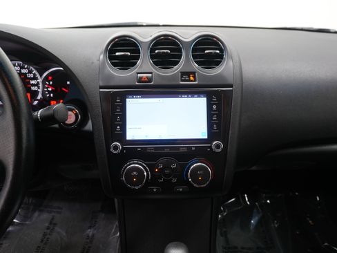 Used 2012 Nissan Altima 2.5 S w/ 20th Anniversary Pkg FWD image 15