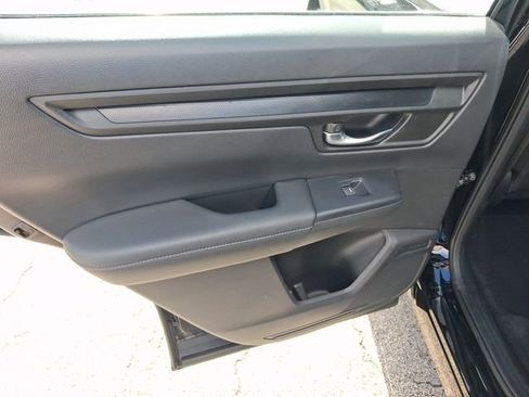 Used 2024 Honda CR-V LX image 9