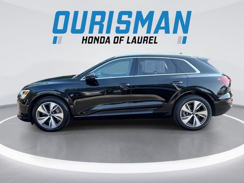 Used 2024 Audi Q8 e-tron Premium Plus AWD/4WD image 5