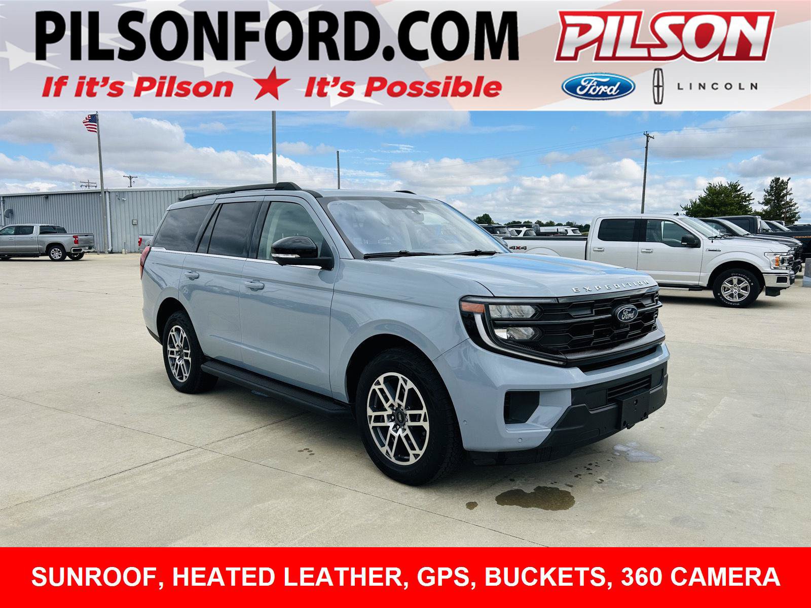 Used 2025 Ford Expedition Active AWD/4WD image 1