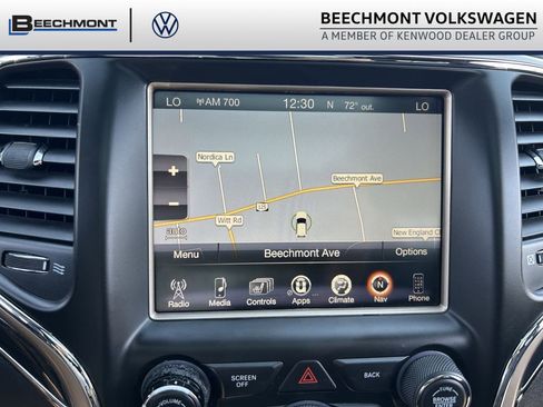 Used 2016 Jeep Grand Cherokee Overland AWD/4WD image 13