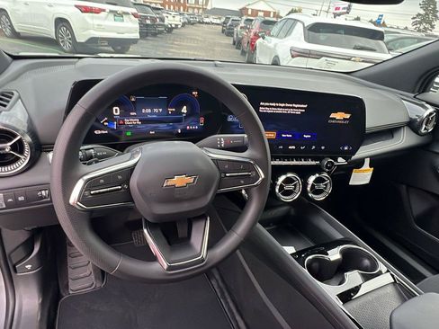 New 2026 Chevrolet Blazer EV LT AWD/4WD image 16
