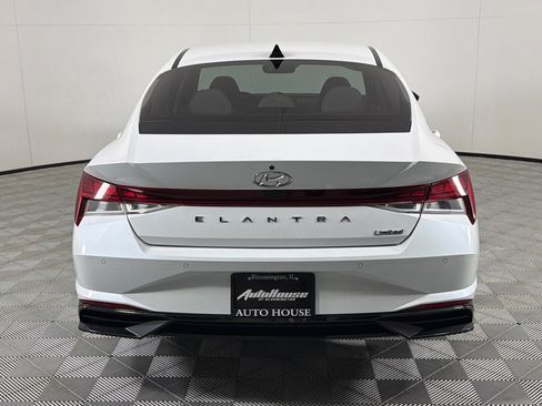 Used 2021 Hyundai Elantra Limited w/ Cargo Package image 6