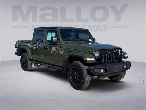 Used 2022 Jeep Gladiator Sport image 1