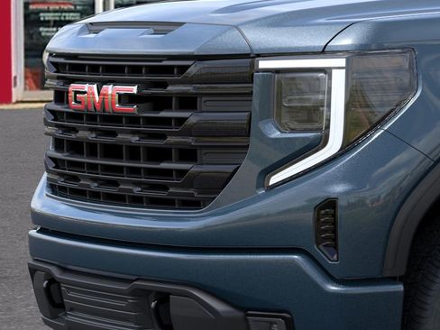 New 2026 GMC Sierra 1500 Elevation image 13