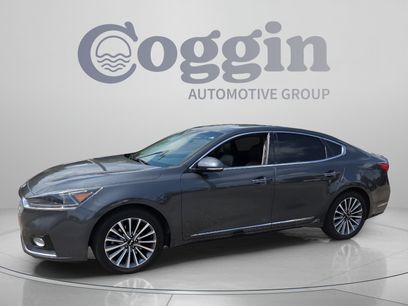 Used 2017 Kia Cadenza Premium